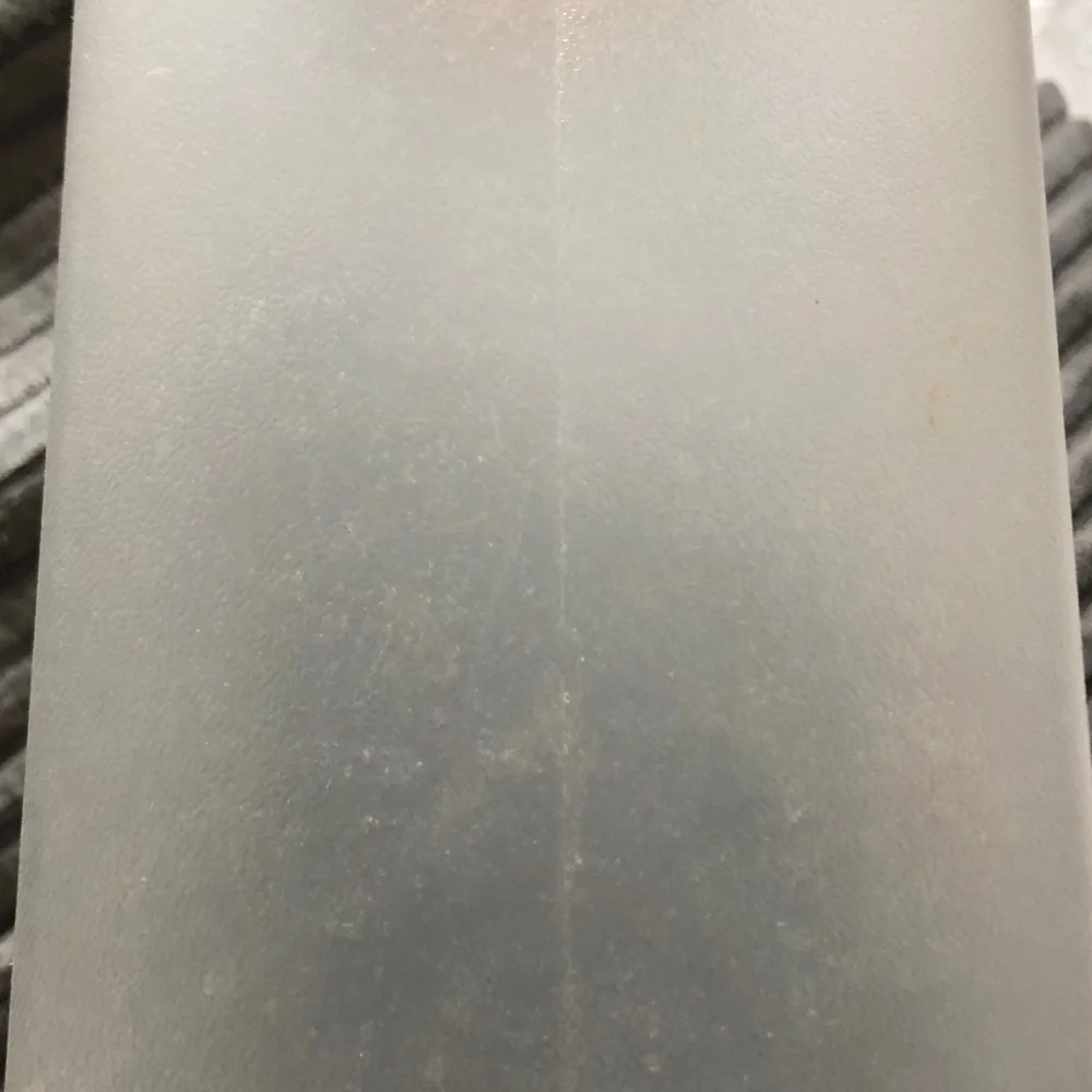 Translucent Plastic Bath Bottle with Cream Screw Cap